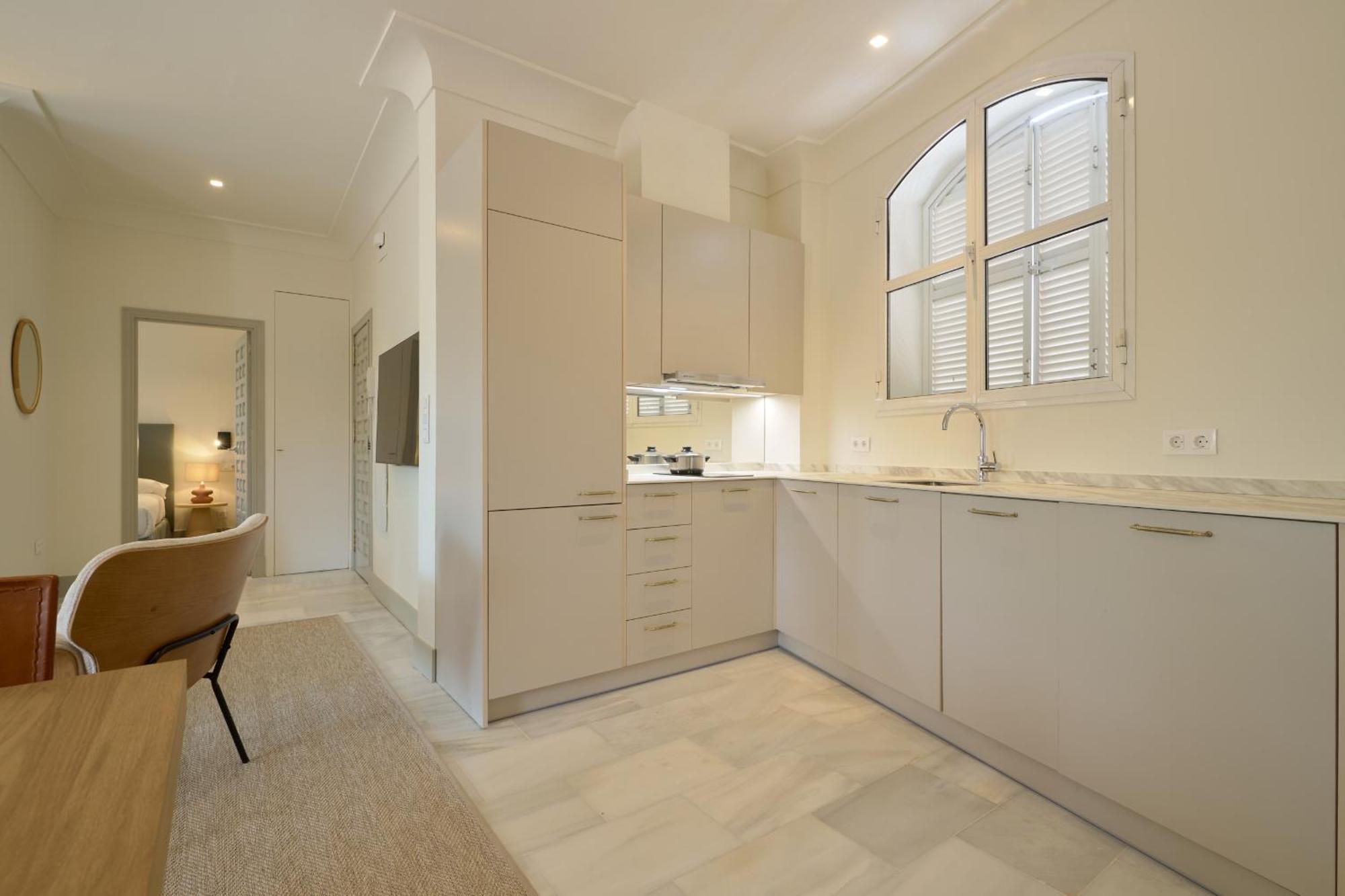 Appartement Adriano 16 *